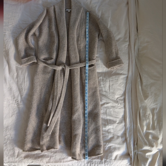 Lunya Cozy Tan Robe - Picture 7 of 9